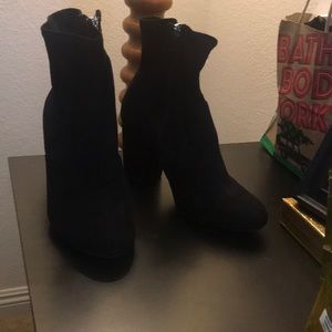 Black suede ankle boots🖤